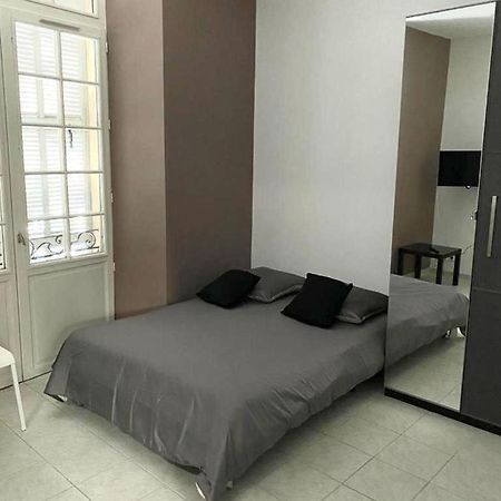Five Stars S2 Aparthotel Marsella Exterior foto