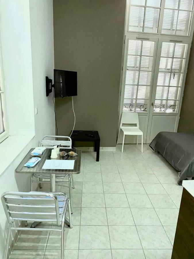 Five Stars S2 Aparthotel Marsella Exterior foto